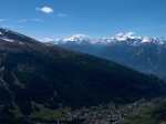 Leukerbad en de besneeuwde bergen van Zuid-Wallis